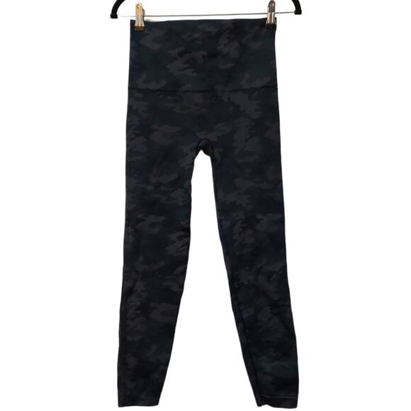 Spanx look at Me Now Seamless Camouflage Slimming Leggings Size L - Picture 7 of 8